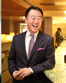 新川 義弘