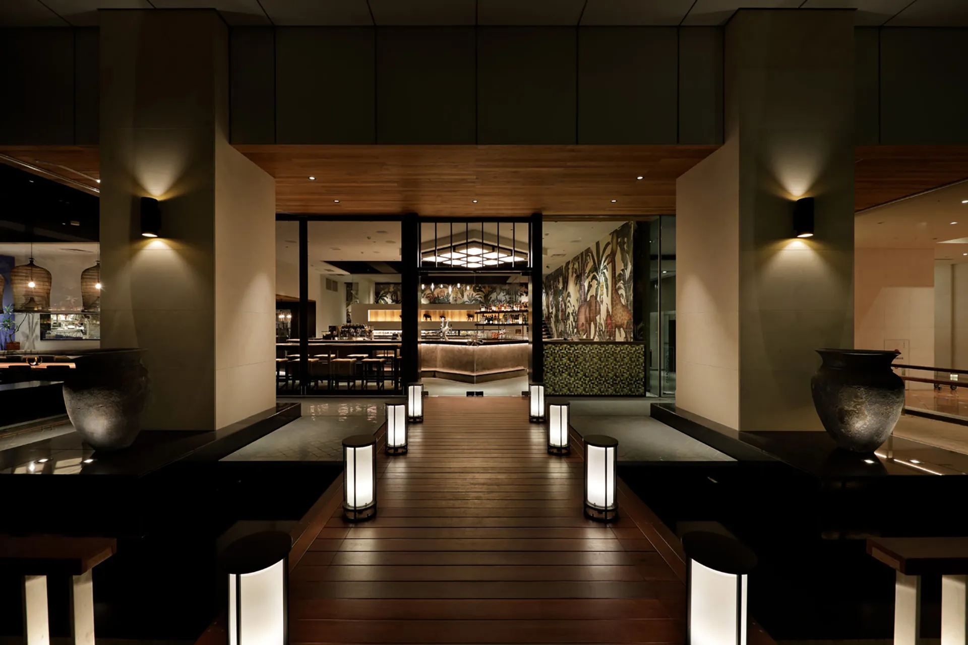 ピッツェリア イル ヴィジンジャー グラス モダン タイ ベトナメーゼコロ ジンジャー グラス モダン タイ ベトナメーゼ