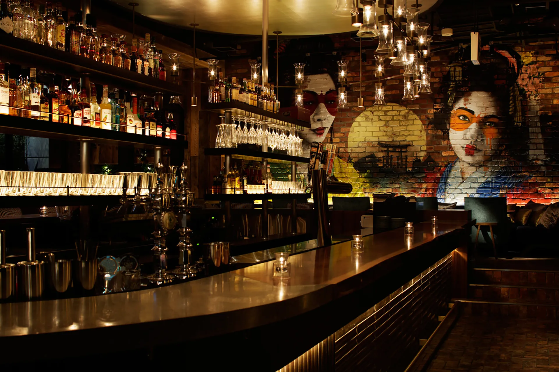 タヴァン オン エス タヴァン オン エス